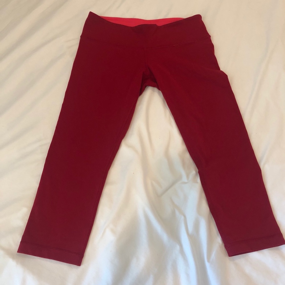 Red Lululemon leggings